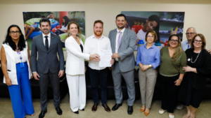 Defensoria e Sedu levam projeto de combate à violência contra mulheres para as escolas do estado